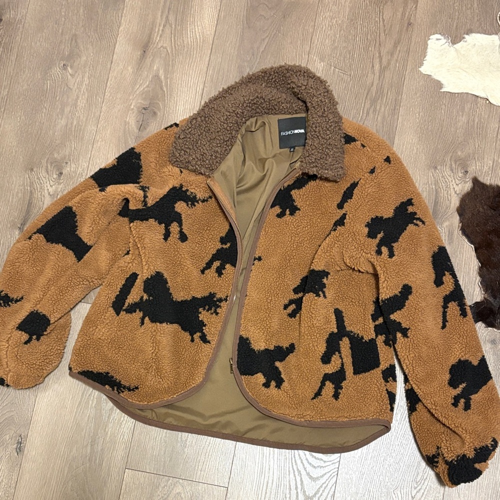 Horse print sherpa